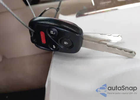 2010 Honda Accord 3.5 Ex-L z USA, uszkodzony, nr VIN 1HGCP3F89AA018243